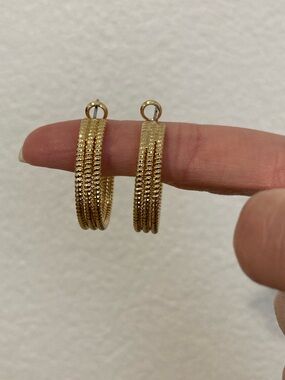 New Vanessa Mooney Gold Textured Multi-Band Hoop Earrings Gold hoops